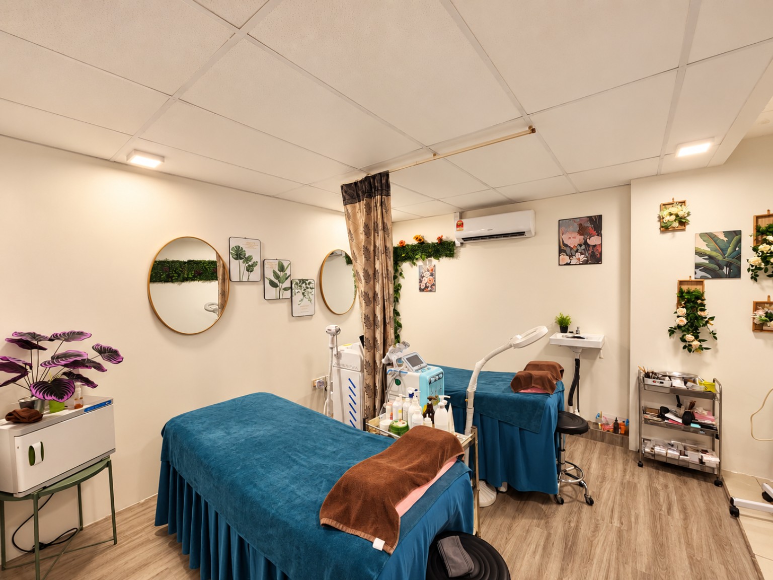 Beauty treatment room at Lisa Nguyen Beauty